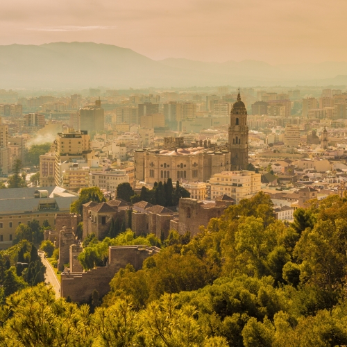 shutterstock 2144003915